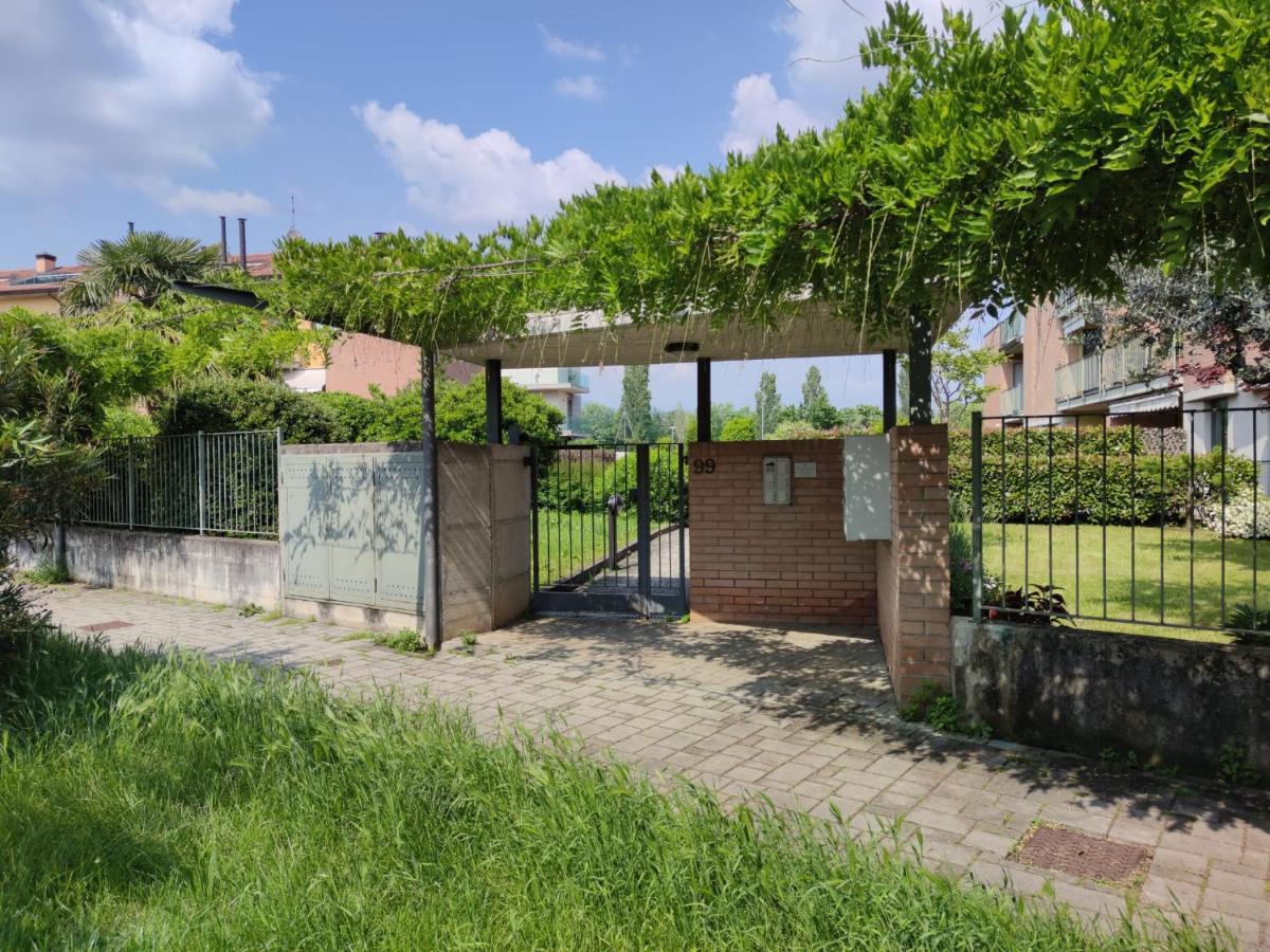 Appartamento Magnolia - Immobili E Soluzioni Rent Bergamo Exterior photo