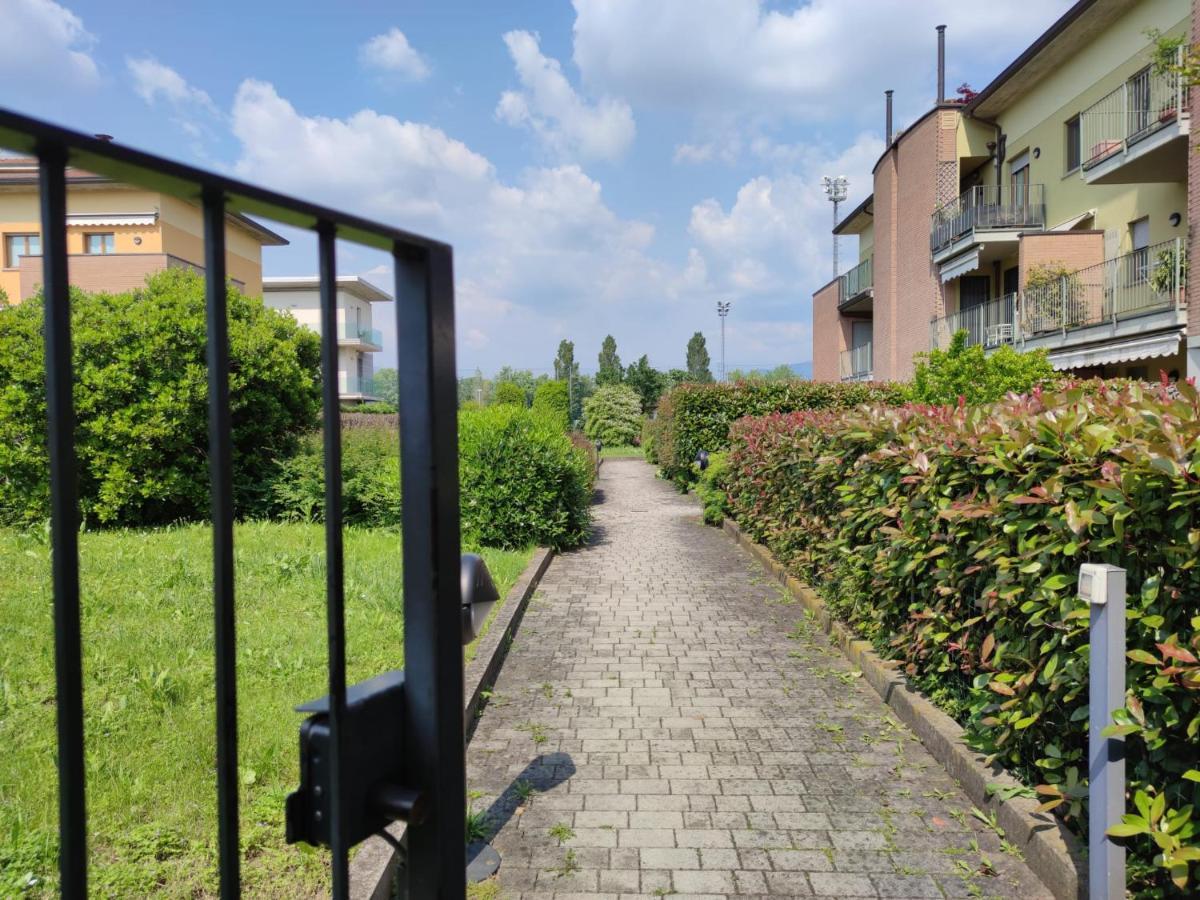 Appartamento Magnolia - Immobili E Soluzioni Rent Bergamo Exterior photo